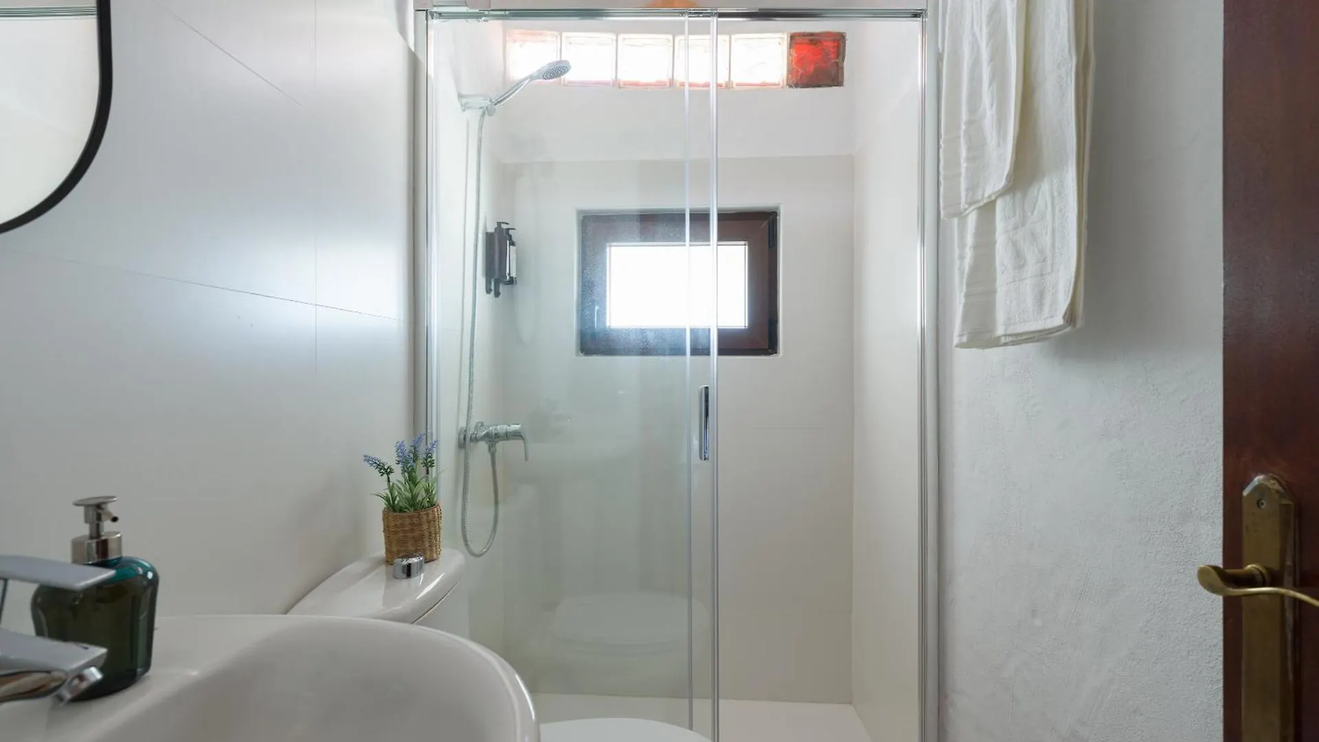 Living Artenara - Cave House & Terrace Adults Only Apartment