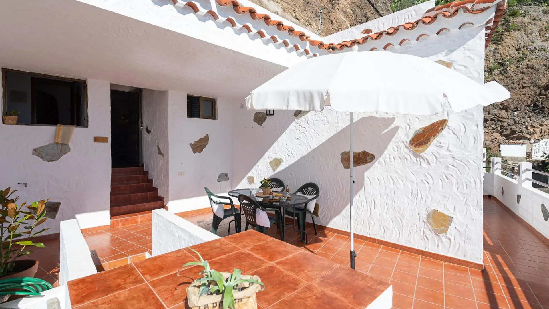 Living Artenara - Cave House & Terrace Adults Only Apartment