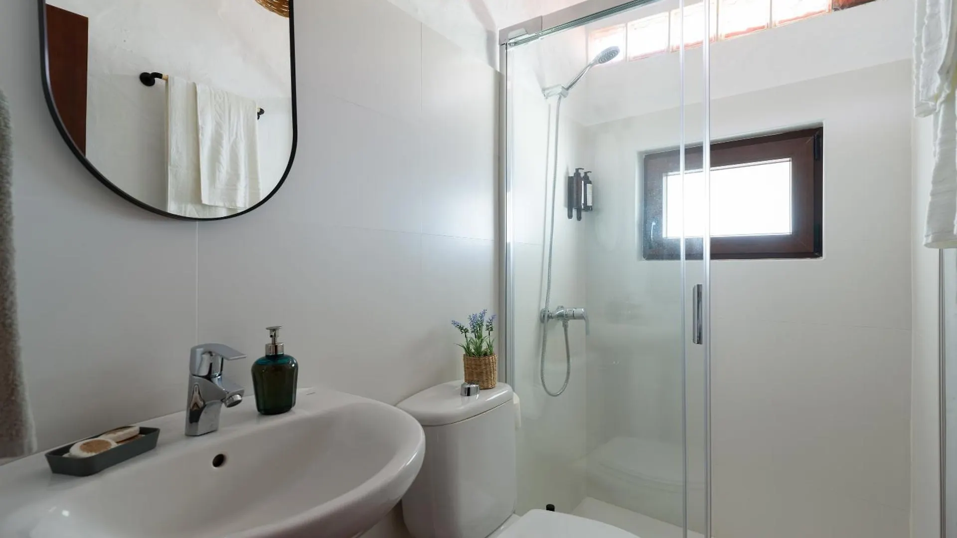 Apartment Living Artenara - Cave House & Terrace Adults Only